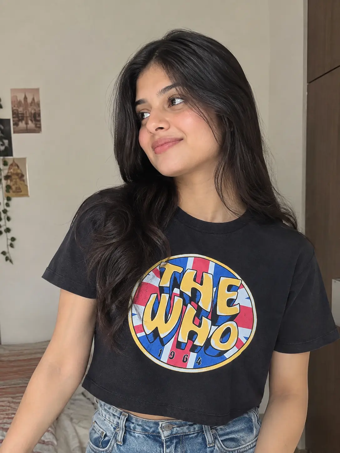 The Who Graphic Printed Black Crop T-Shirt